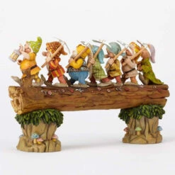 Jim Shore Snow White And The Seven Dwarfs Heigh-Ho Figurine -Quality Home Store 4005434 1 high res
