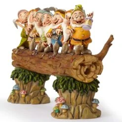 Jim Shore Snow White And The Seven Dwarfs Heigh-Ho Figurine -Quality Home Store 4005434 2 high res 1